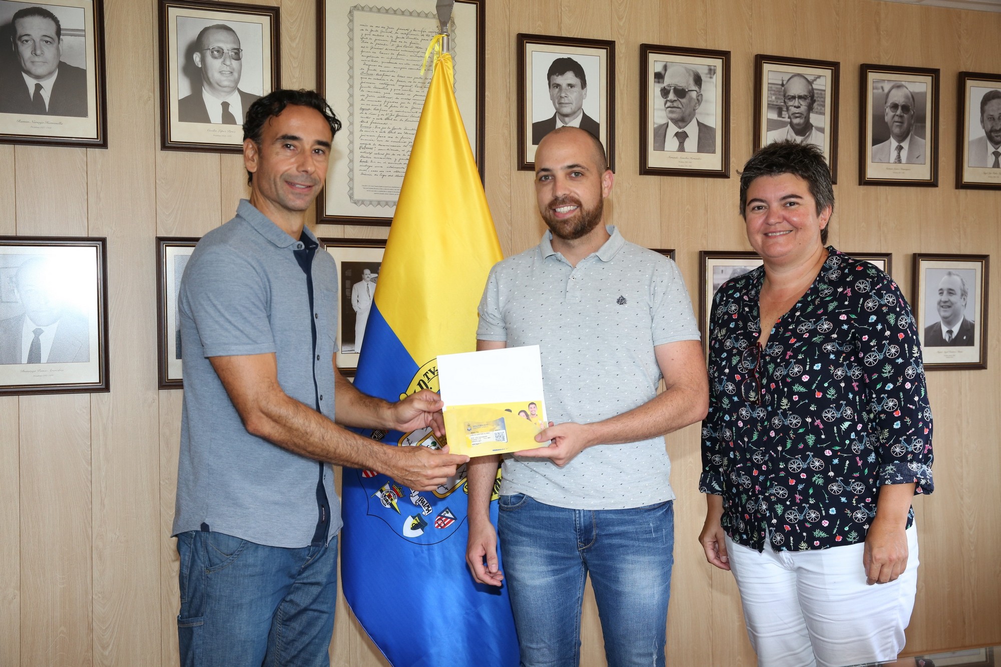El ICHH y la Fundación de la UD Las Palmas entregan los premios a los ganadores del sorteo de los abonos para la temporada 2018-2019