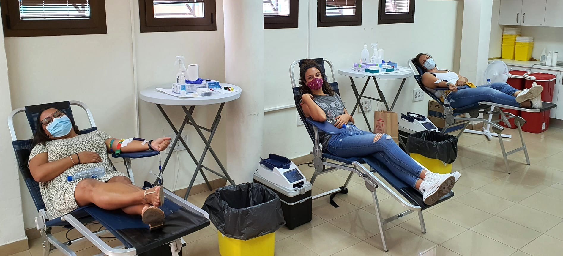 Un equipo del ICHH se desplaza a Gran Tarajal para facilitar la donación a la población de Tuineje