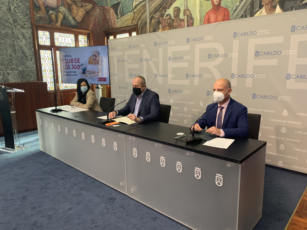 El ICHH colabora con Titsa y Tranvía para promover la donación de sangre en Tenerife