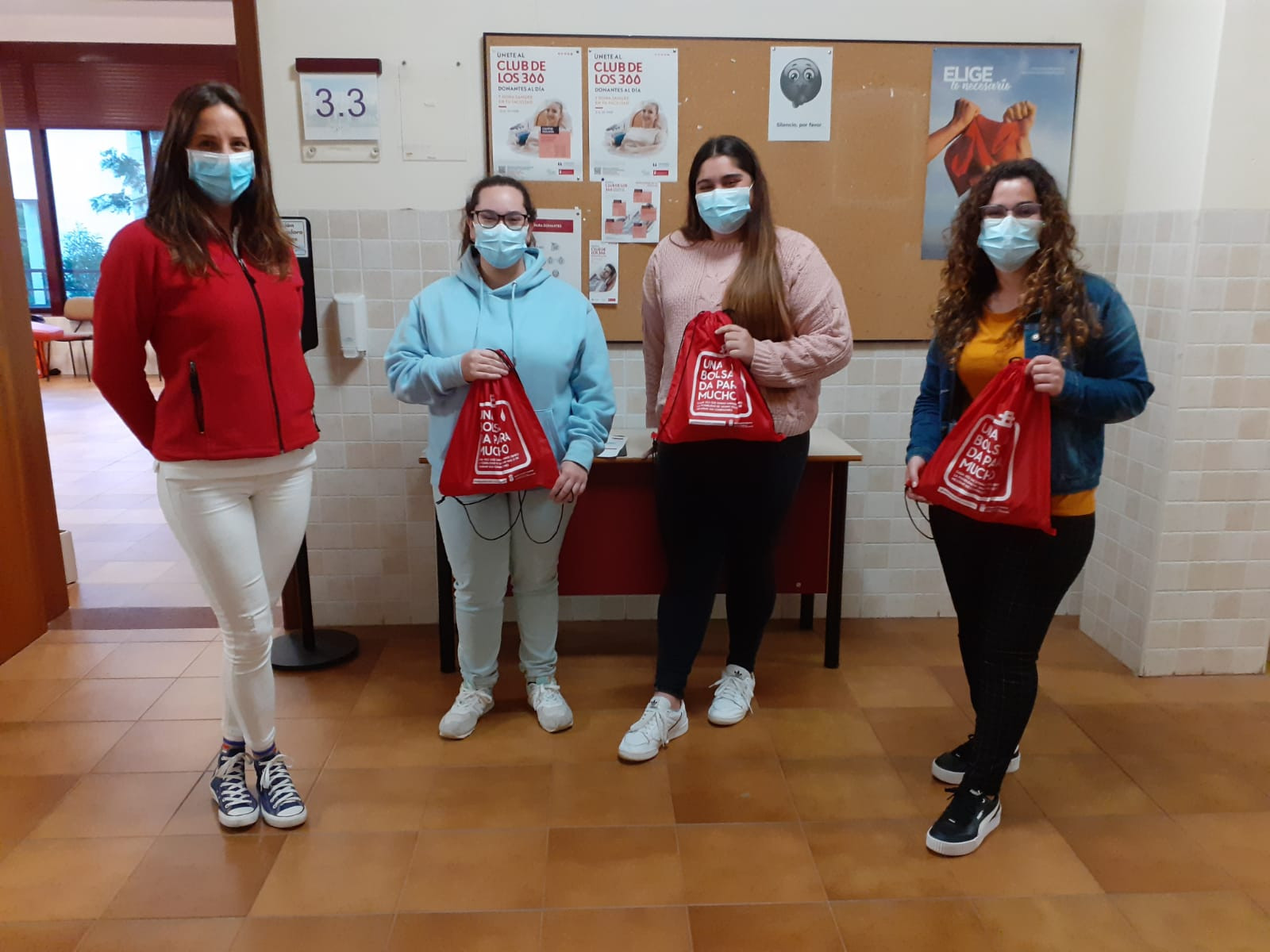 El ICHH culmina su campaña de donación de sangre en la ULL con 271 donaciones