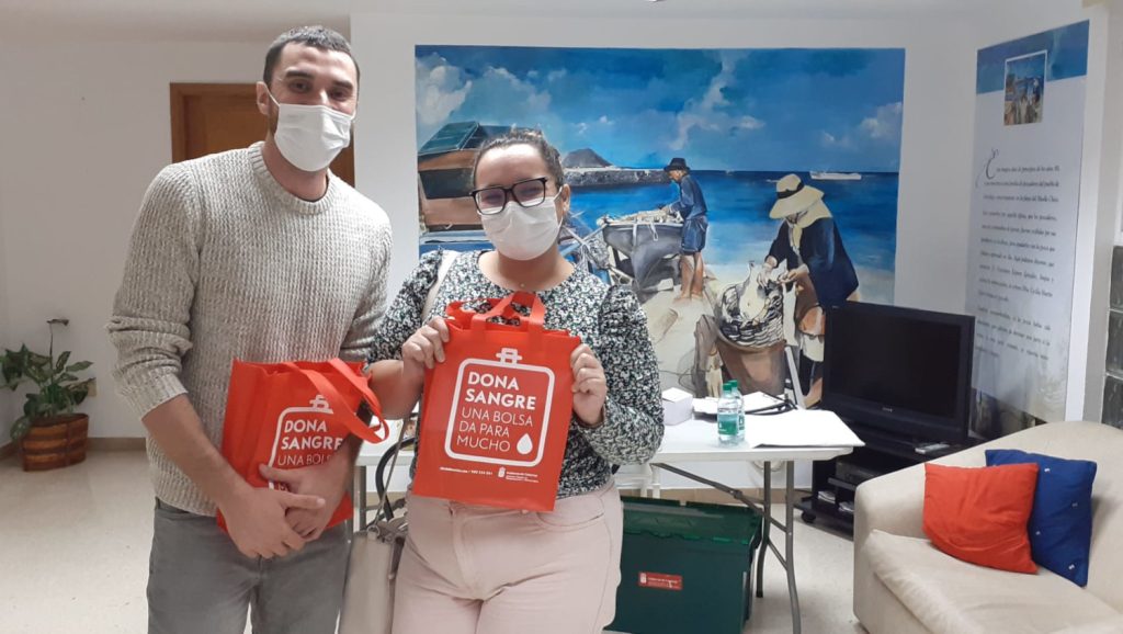 El ICHH mantiene una campaña de donación de sangre en Corralejo