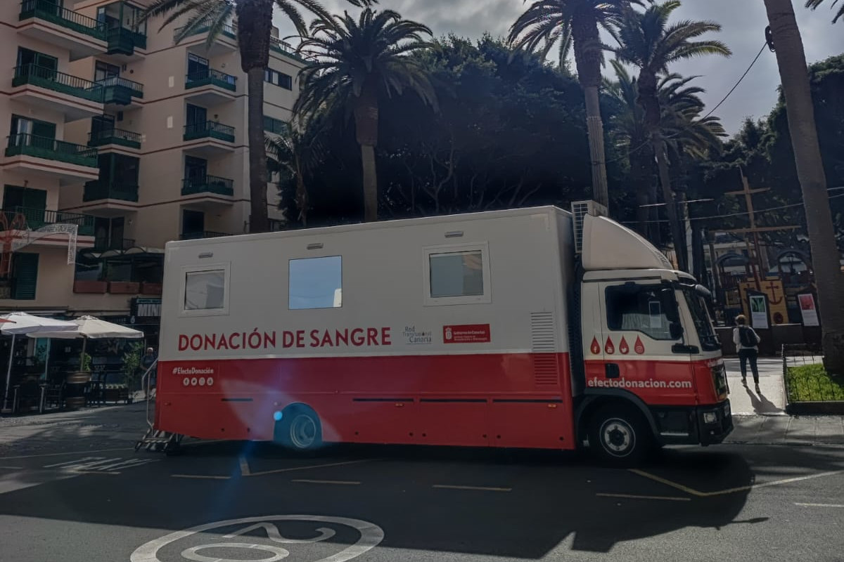 El ICHH mantiene operativa una unidad móvil en Puerto de la Cruz hasta mañana