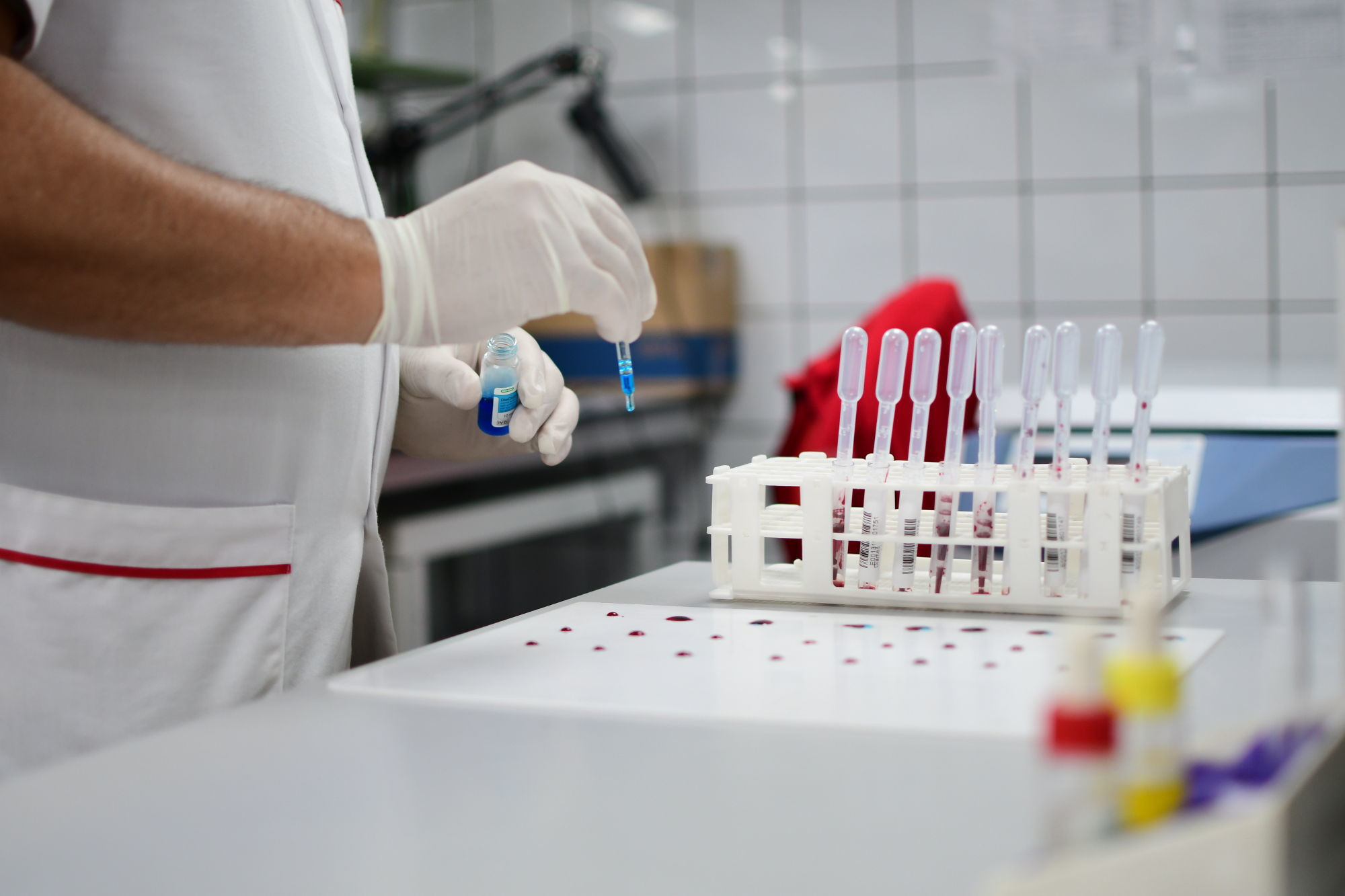 El ICHH facilita a las personas que donan sangre los resultados del análisis de sus muestras