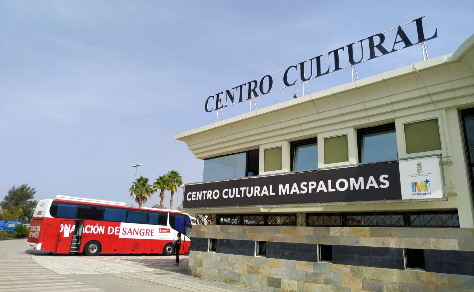 Unidad móvil de donación en el CC de Maspalomas