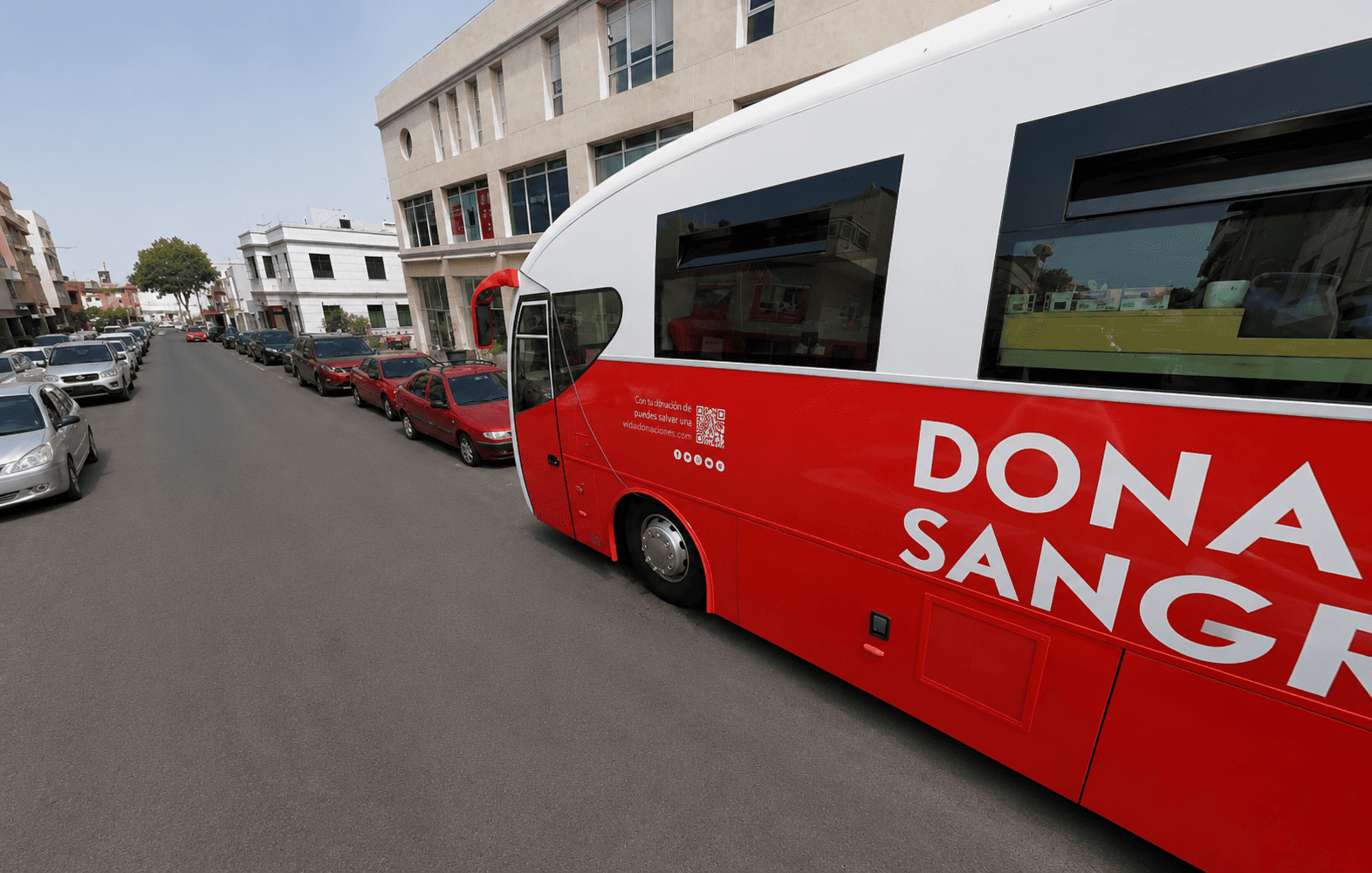 Unidad móvil de donación de sangre en Tacoronte