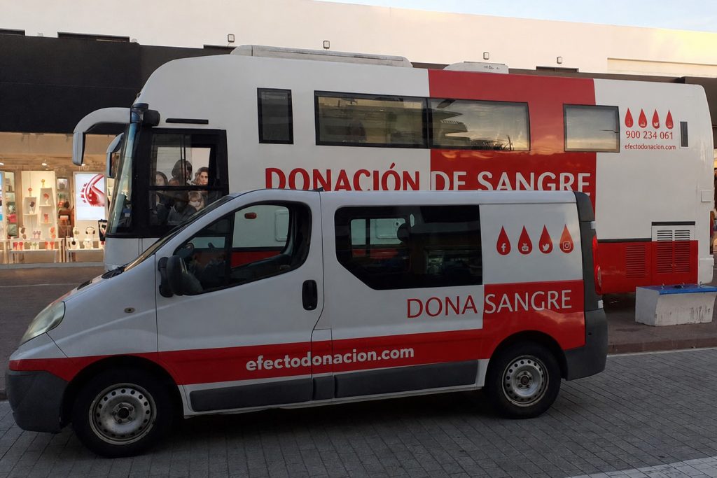 Unidad móvil de donación en La Oliva